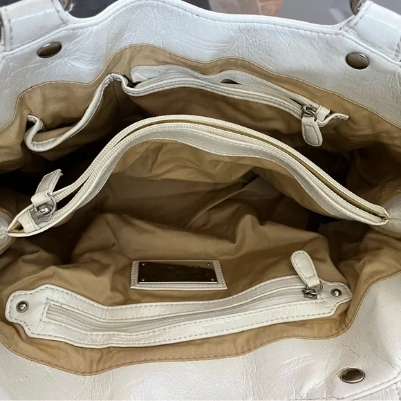 Jessica Simpson handbag - Picture 5 of 5